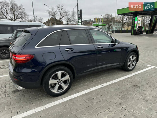 Синий Мерседес ГЛЦ-Класс, объемом двигателя 1.99 л и пробегом 110 тыс. км за 25999 $, фото 10 на Automoto.ua