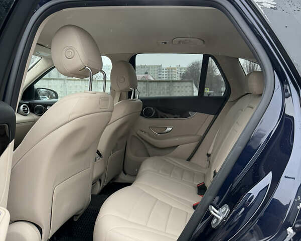 Синій Мерседес ГЛЦ-Клас, об'ємом двигуна 1.99 л та пробігом 83 тис. км за 23750 $, фото 5 на Automoto.ua