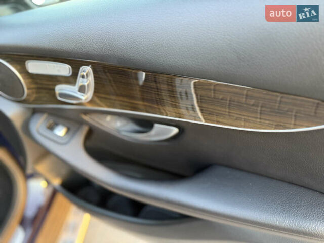 Синий Мерседес ГЛЦ-Класс, объемом двигателя 2 л и пробегом 84 тыс. км за 28300 $, фото 69 на Automoto.ua