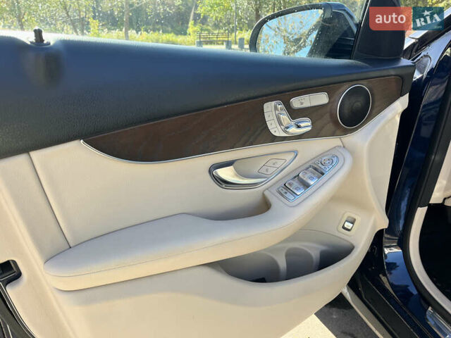 Синий Мерседес ГЛЦ-Класс, объемом двигателя 1.99 л и пробегом 65 тыс. км за 29400 $, фото 13 на Automoto.ua