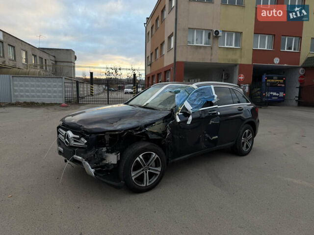 Синий Мерседес ГЛЦ-Класс, объемом двигателя 1.99 л и пробегом 81 тыс. км за 15750 $, фото 1 на Automoto.ua