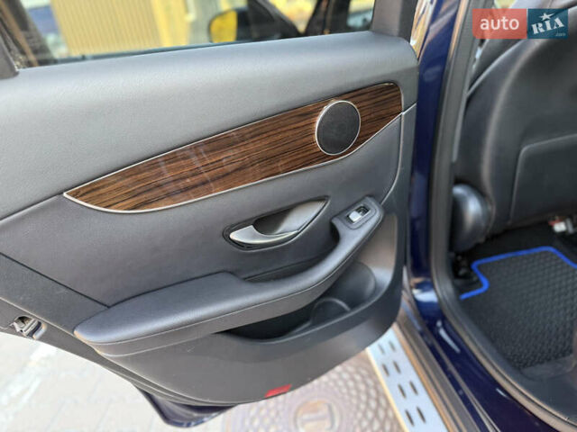 Синий Мерседес ГЛЦ-Класс, объемом двигателя 2 л и пробегом 84 тыс. км за 28300 $, фото 56 на Automoto.ua