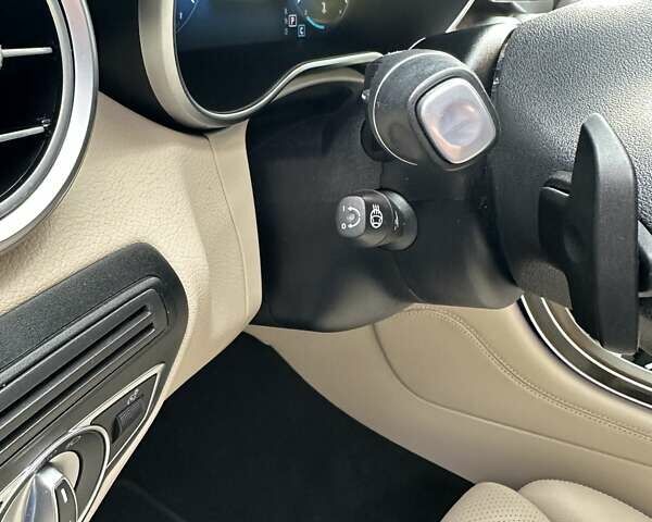 Синій Мерседес ГЛЦ-Клас, об'ємом двигуна 1.99 л та пробігом 82 тис. км за 38250 $, фото 16 на Automoto.ua