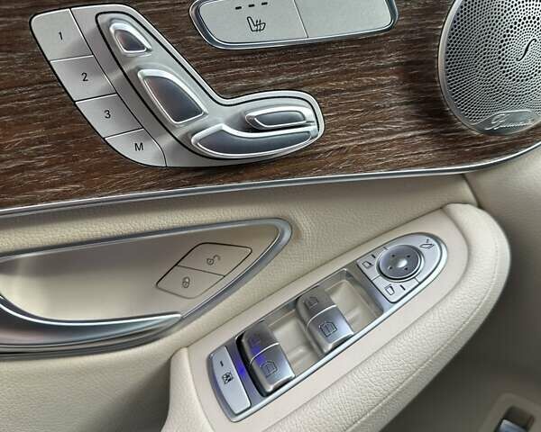 Синій Мерседес ГЛЦ-Клас, об'ємом двигуна 1.99 л та пробігом 82 тис. км за 38250 $, фото 20 на Automoto.ua