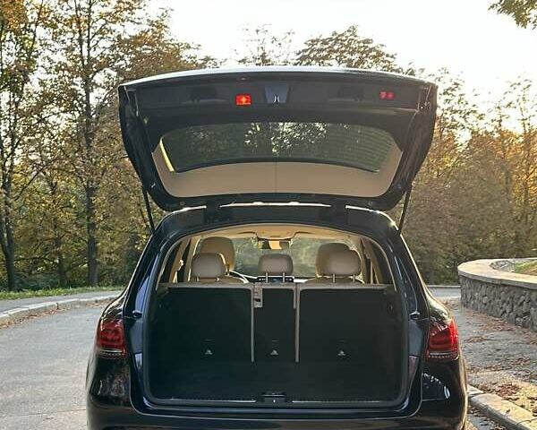 Синій Мерседес ГЛЦ-Клас, об'ємом двигуна 1.99 л та пробігом 82 тис. км за 38250 $, фото 23 на Automoto.ua