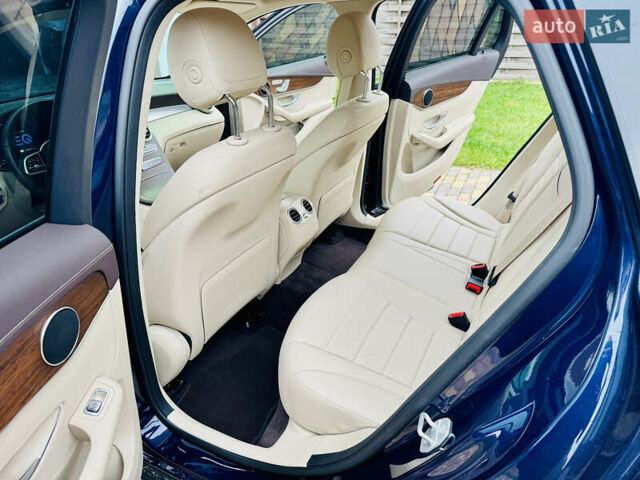 Синій Мерседес ГЛЦ-Клас, об'ємом двигуна 2 л та пробігом 75 тис. км за 47777 $, фото 14 на Automoto.ua