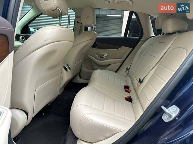 Синій Мерседес ГЛЦ-Клас, об'ємом двигуна 2 л та пробігом 75 тис. км за 48000 $, фото 16 на Automoto.ua