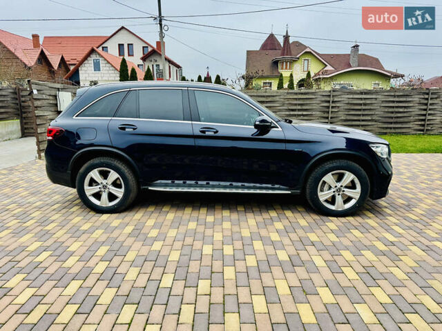 Синій Мерседес ГЛЦ-Клас, об'ємом двигуна 2 л та пробігом 75 тис. км за 47777 $, фото 3 на Automoto.ua