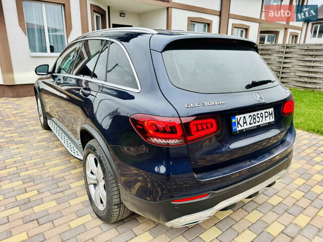 Синій Мерседес ГЛЦ-Клас, об'ємом двигуна 2 л та пробігом 75 тис. км за 47777 $, фото 6 на Automoto.ua