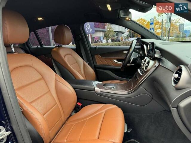 Мерседес ГЛЦ-Класс 2021 в Киеве на Automoto.ua Синий Мерседес ГЛЦ-Класс, объемом двигателя 1.99 л и пробегом 107 тыс. км за 47990 $, фото 11 на Automoto.ua
