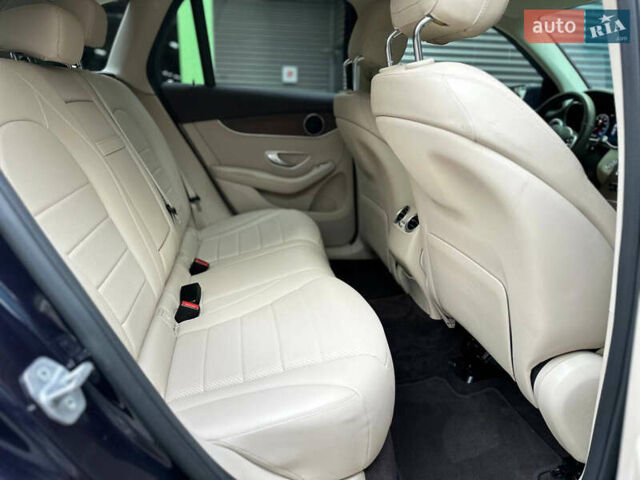 Синій Мерседес ГЛЦ-Клас, об'ємом двигуна 2 л та пробігом 75 тис. км за 48000 $, фото 18 на Automoto.ua