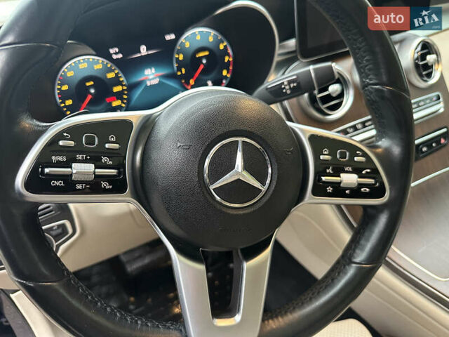 Синий Мерседес ГЛЦ-Класс, объемом двигателя 1.99 л и пробегом 50 тыс. км за 31000 $, фото 11 на Automoto.ua