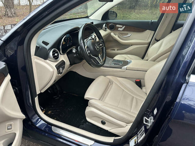 Синий Мерседес ГЛЦ-Класс, объемом двигателя 1.99 л и пробегом 50 тыс. км за 31000 $, фото 7 на Automoto.ua