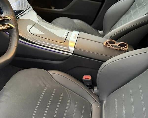 Синий Мерседес ГЛЦ-Класс, объемом двигателя 2 л и пробегом 6 тыс. км за 99922 $, фото 3 на Automoto.ua