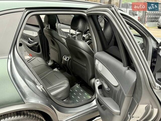 Зеленый Мерседес ГЛЦ-Класс, объемом двигателя 3.98 л и пробегом 53 тыс. км за 57900 $, фото 52 на Automoto.ua