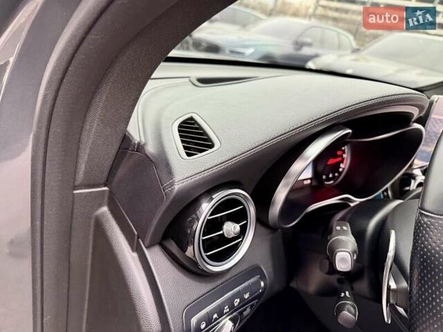 Зеленый Мерседес ГЛЦ-Класс, объемом двигателя 3.98 л и пробегом 53 тыс. км за 57900 $, фото 39 на Automoto.ua