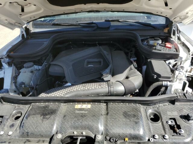 Белый Мерседес ГЛE 350, объемом двигателя 2 л и пробегом 0 тыс. км за 34000 $, фото 10 на Automoto.ua