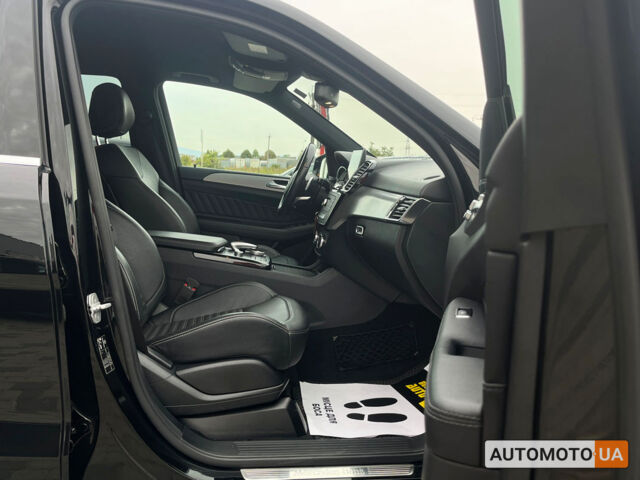 Чорний Мерседес ГЛE 350, об'ємом двигуна 3 л та пробігом 210 тис. км за 42500 $, фото 28 на Automoto.ua