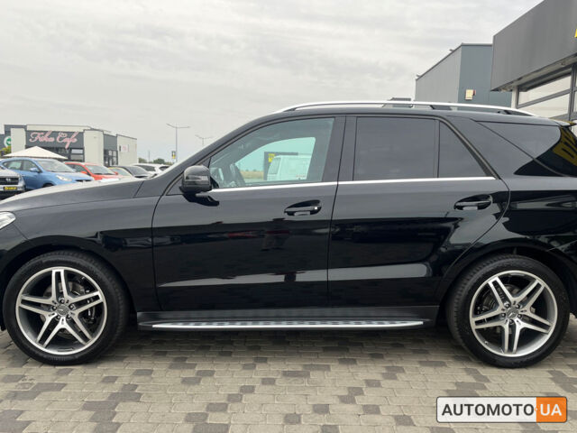 Чорний Мерседес ГЛE 350, об'ємом двигуна 3 л та пробігом 210 тис. км за 42500 $, фото 3 на Automoto.ua