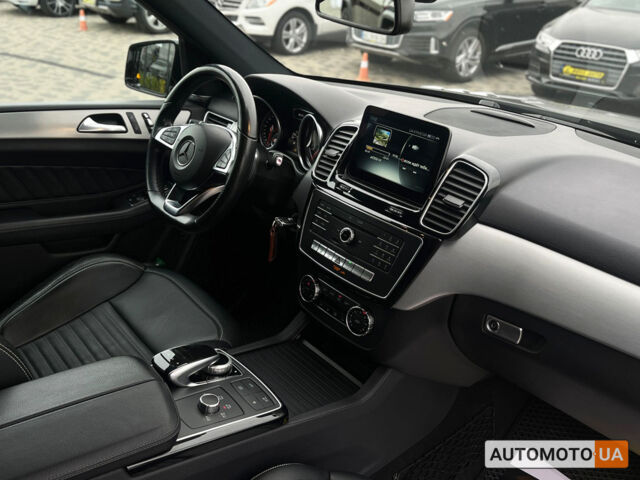 Чорний Мерседес ГЛE 350, об'ємом двигуна 3 л та пробігом 210 тис. км за 42500 $, фото 26 на Automoto.ua