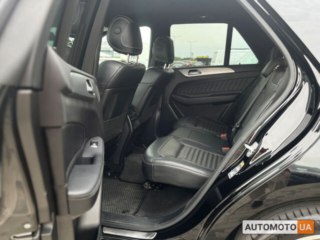 Чорний Мерседес ГЛE 350, об'ємом двигуна 3 л та пробігом 210 тис. км за 42500 $, фото 29 на Automoto.ua