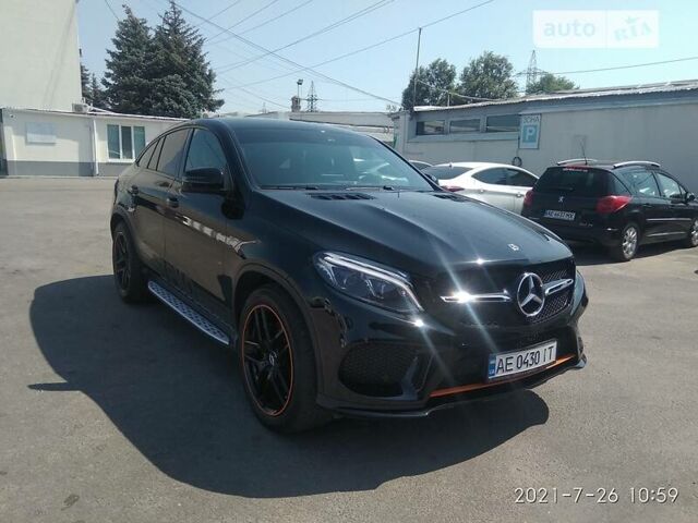 Мерседес GLE 43 AMG, об'ємом двигуна 3 л та пробігом 22 тис. км за 65000 $, фото 2 на Automoto.ua