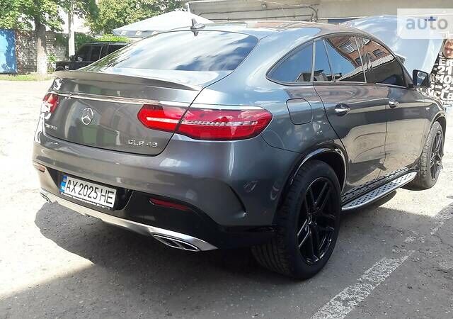 Сірий Мерседес GLE 43 AMG, об'ємом двигуна 3 л та пробігом 86 тис. км за 46999 $, фото 4 на Automoto.ua