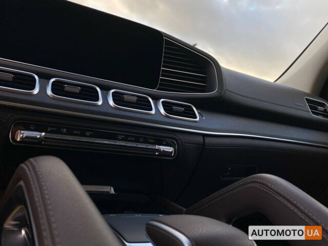 Сірий Мерседес GLE 450, об'ємом двигуна 3 л та пробігом 0 тис. км за 79900 $, фото 26 на Automoto.ua