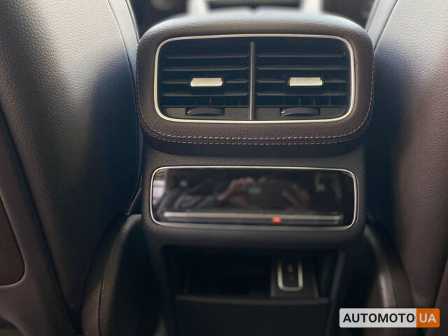 Сірий Мерседес GLE 450, об'ємом двигуна 3 л та пробігом 0 тис. км за 79900 $, фото 21 на Automoto.ua