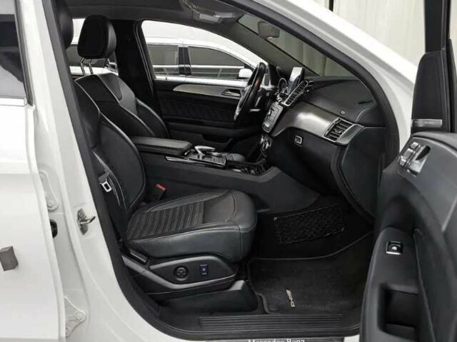 Мерседес ГЛЕ-Класс 2018 в Киеве на Automoto.ua Белый Мерседес ГЛЕ-Класс, объемом двигателя 3 л и пробегом 175 тыс. км за 29999 $, фото 12 на Automoto.ua