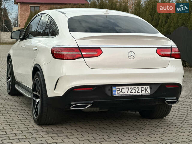 Белый Мерседес ГЛЕ-Класс, объемом двигателя 3 л и пробегом 155 тыс. км за 45900 $, фото 61 на Automoto.ua