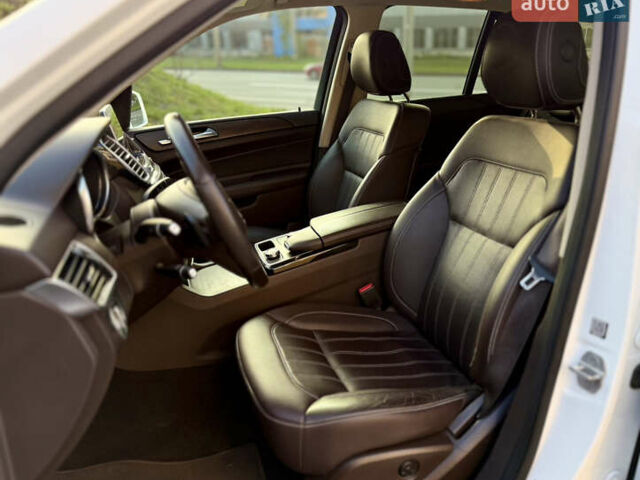 Мерседес ГЛЕ-Класс 2015 в Харькове на Automoto.ua Белый Мерседес ГЛЕ-Класс, объемом двигателя 2.14 л и пробегом 193 тыс. км за 26500 $, фото 12 на Automoto.ua