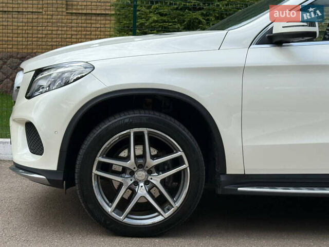Белый Мерседес ГЛЕ-Класс, объемом двигателя 3 л и пробегом 175 тыс. км за 37800 $, фото 56 на Automoto.ua