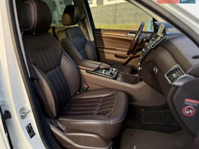 Мерседес ГЛЕ-Класс 2015 в Харькове на Automoto.ua Белый Мерседес ГЛЕ-Класс, объемом двигателя 2.14 л и пробегом 193 тыс. км за 26500 $, фото 15 на Automoto.ua