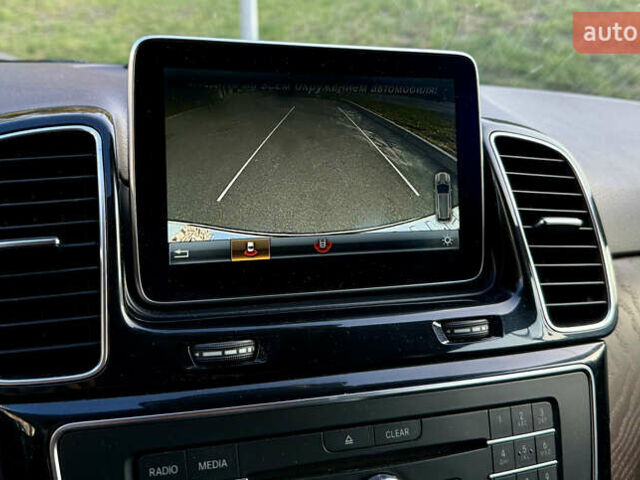 Мерседес ГЛЕ-Класс 2015 в Харькове на Automoto.ua Белый Мерседес ГЛЕ-Класс, объемом двигателя 2.14 л и пробегом 193 тыс. км за 26500 $, фото 23 на Automoto.ua