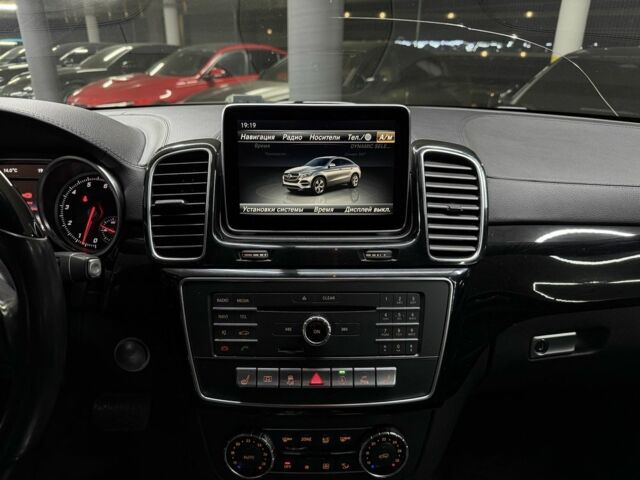 Белый Мерседес ГЛЕ-Класс, объемом двигателя 3 л и пробегом 114 тыс. км за 36500 $, фото 21 на Automoto.ua