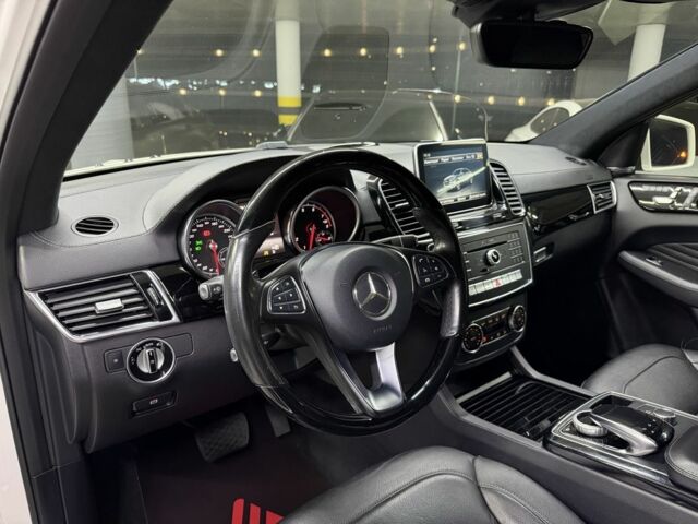 Белый Мерседес ГЛЕ-Класс, объемом двигателя 3 л и пробегом 114 тыс. км за 36500 $, фото 16 на Automoto.ua