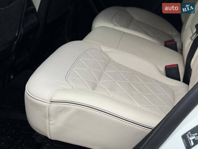 Белый Мерседес ГЛЕ-Класс, объемом двигателя 3 л и пробегом 175 тыс. км за 37800 $, фото 74 на Automoto.ua