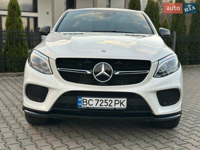 Белый Мерседес ГЛЕ-Класс, объемом двигателя 3 л и пробегом 155 тыс. км за 45900 $, фото 54 на Automoto.ua