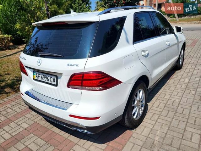 Белый Мерседес ГЛЕ-Класс, объемом двигателя 2.14 л и пробегом 103 тыс. км за 25100 $, фото 12 на Automoto.ua