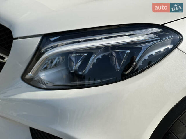 Мерседес ГЛЕ-Класс 2015 в Стрые на Automoto.ua Белый Мерседес ГЛЕ-Класс, объемом двигателя 3 л и пробегом 155 тыс. км за 46900 $, фото 38 на Automoto.ua