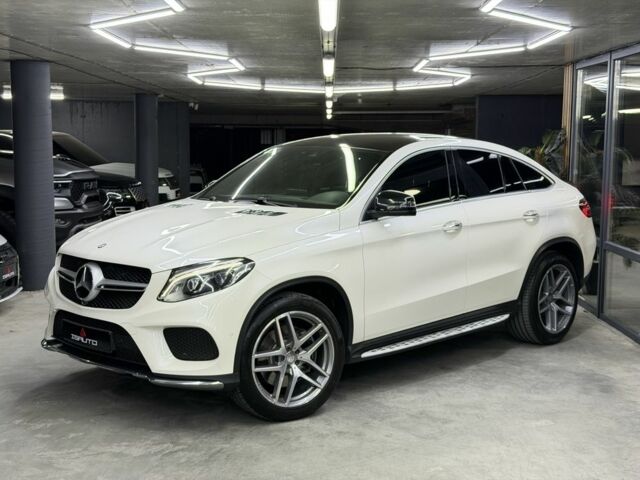 Белый Мерседес ГЛЕ-Класс, объемом двигателя 3 л и пробегом 114 тыс. км за 36500 $, фото 4 на Automoto.ua