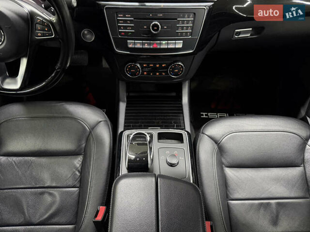 Белый Мерседес ГЛЕ-Класс, объемом двигателя 3 л и пробегом 114 тыс. км за 36500 $, фото 26 на Automoto.ua