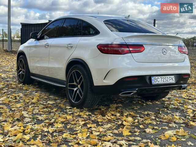 Мерседес ГЛЕ-Класс 2015 в Стрые на Automoto.ua Белый Мерседес ГЛЕ-Класс, объемом двигателя 3 л и пробегом 155 тыс. км за 46900 $, фото 22 на Automoto.ua