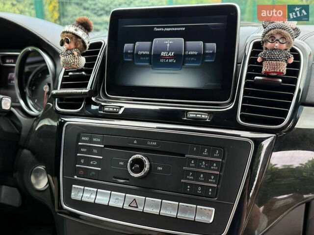 Белый Мерседес ГЛЕ-Класс, объемом двигателя 3 л и пробегом 175 тыс. км за 37800 $, фото 22 на Automoto.ua