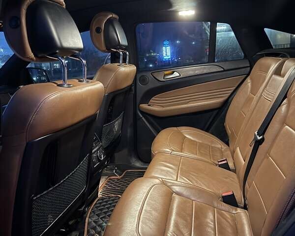 Белый Мерседес ГЛЕ-Класс, объемом двигателя 3 л и пробегом 182 тыс. км за 37000 $, фото 24 на Automoto.ua