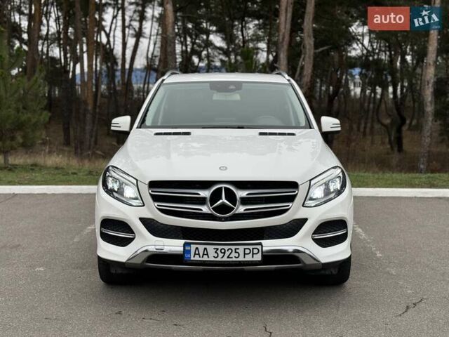 Белый Мерседес ГЛЕ-Класс, объемом двигателя 2.2 л и пробегом 88 тыс. км за 29900 $, фото 2 на Automoto.ua