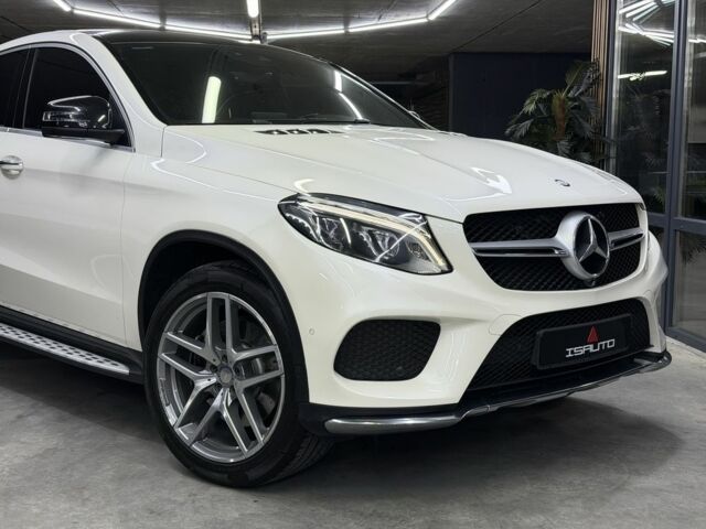 Белый Мерседес ГЛЕ-Класс, объемом двигателя 3 л и пробегом 114 тыс. км за 36500 $, фото 3 на Automoto.ua