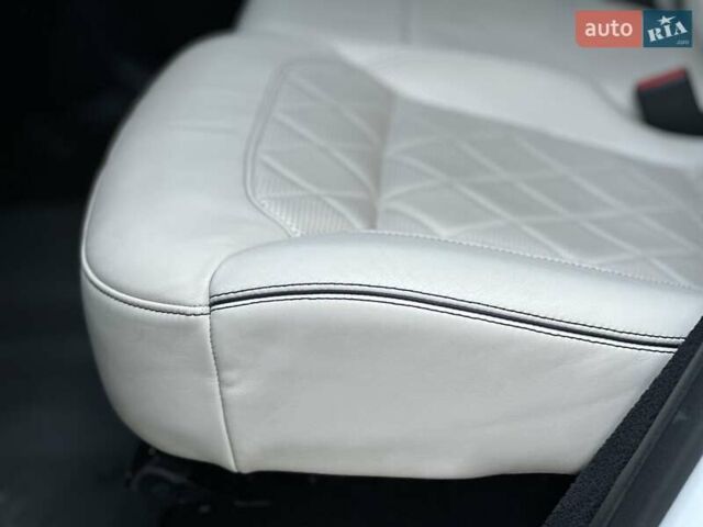 Белый Мерседес ГЛЕ-Класс, объемом двигателя 2.99 л и пробегом 152 тыс. км за 46500 $, фото 51 на Automoto.ua