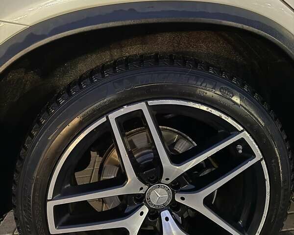 Белый Мерседес ГЛЕ-Класс, объемом двигателя 3 л и пробегом 182 тыс. км за 37000 $, фото 14 на Automoto.ua